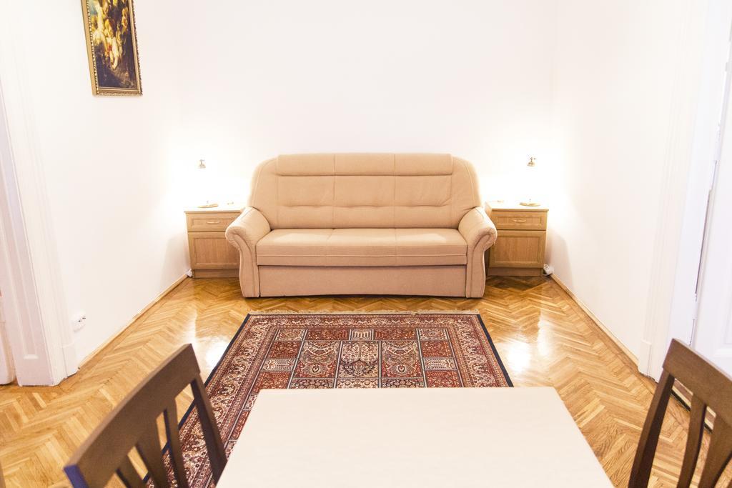 Authentic Budapest Apartment Room photo